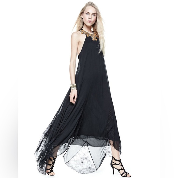 Alice + Olivia Dresses & Skirts - NWOT Alice + Olivia Ravi Maxi Dress